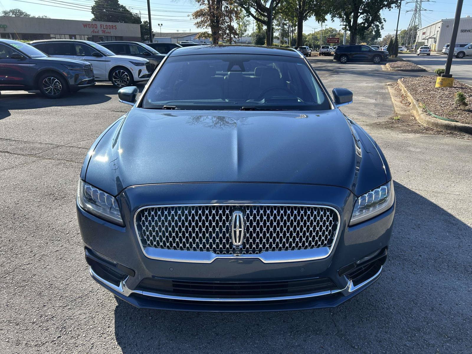 Used 2020 Lincoln Continental Reserve w/ Luxury Package FWD image 12