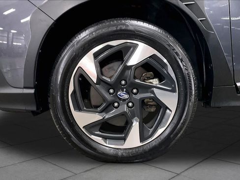 Used 2024 Subaru Crosstrek 2.5i Limited AWD/4WD image 11