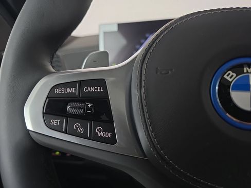 New 2026 BMW X5 xDrive50e w/ M Sport Package AWD/4WD image 17
