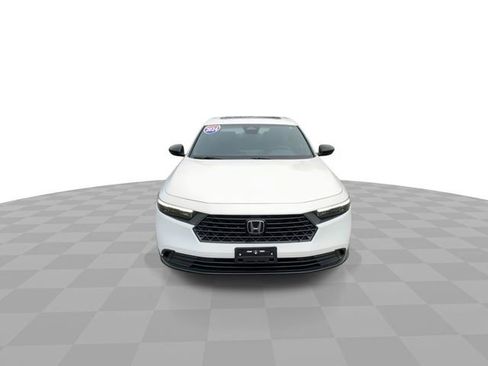 Used 2024 Honda Accord Sport image 5