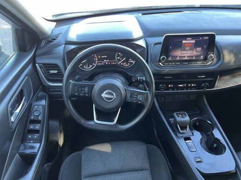 Used 2024 Nissan Rogue SV image 20
