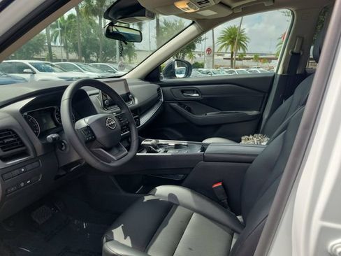 Used 2026 Nissan Rogue Dark Armor FWD image 11