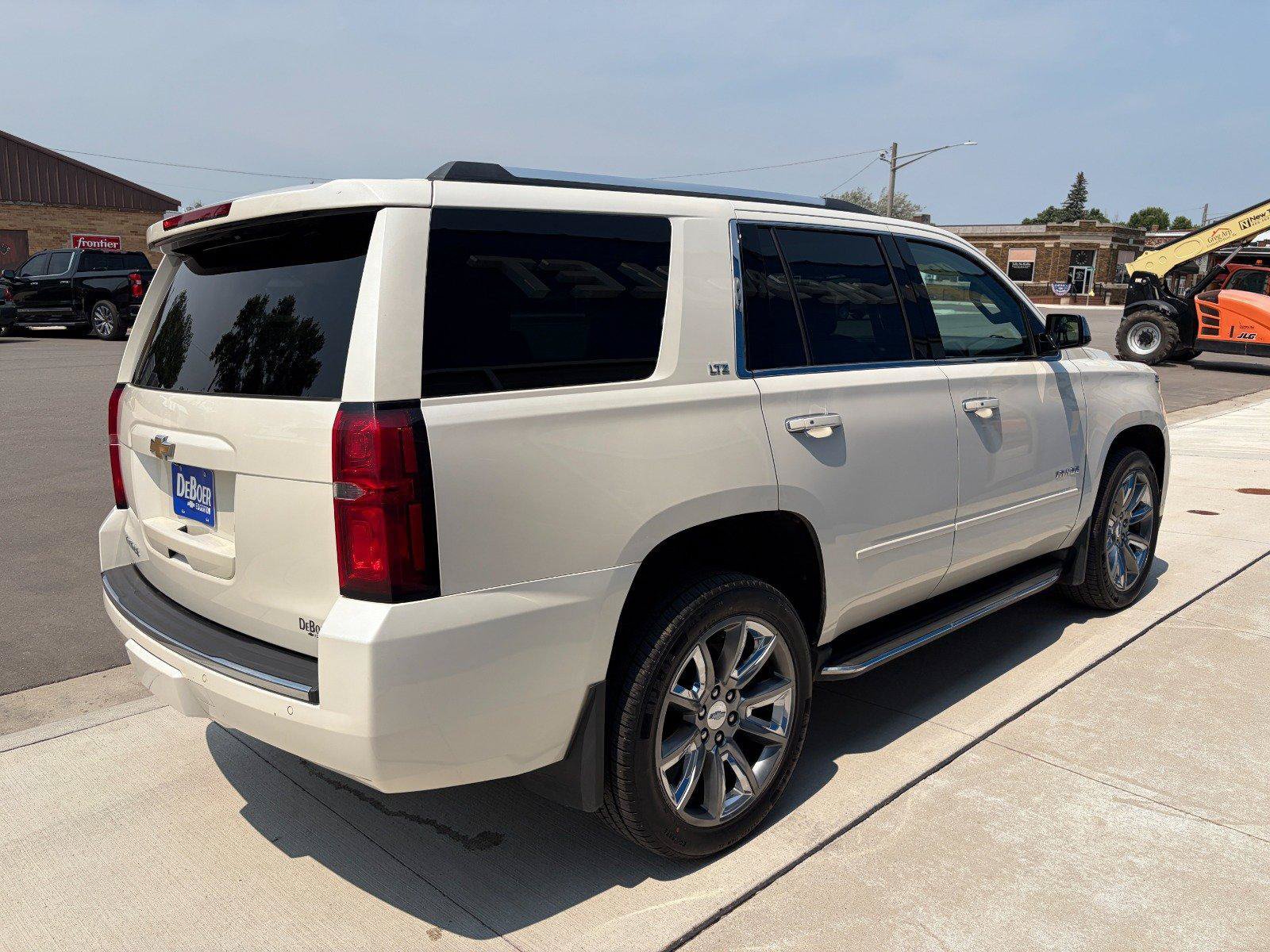 Used 2015 Chevrolet Tahoe LTZ AWD/4WD image 5