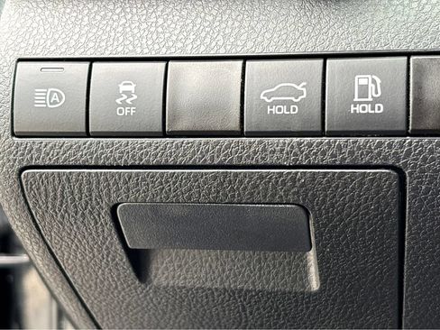 Used 2024 Toyota Camry LE FWD image 21