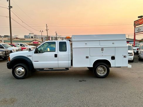 Used 2006 Ford F450 4x4 SuperCab Super Duty image 2
