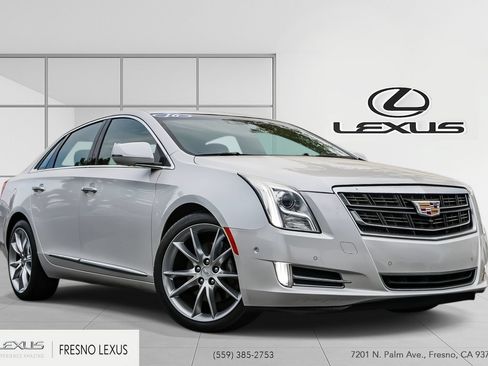 Used 2016 Cadillac XTS Premium FWD image 1
