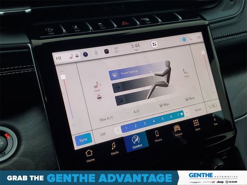 New 2025 Jeep Grand Cherokee Limited image 17