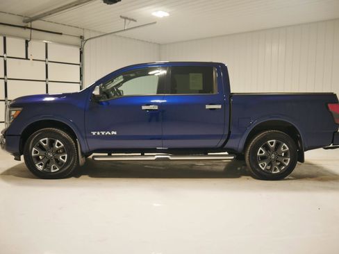 Used 2023 Nissan Titan Platinum Reserve w/ Moonroof Package image 8