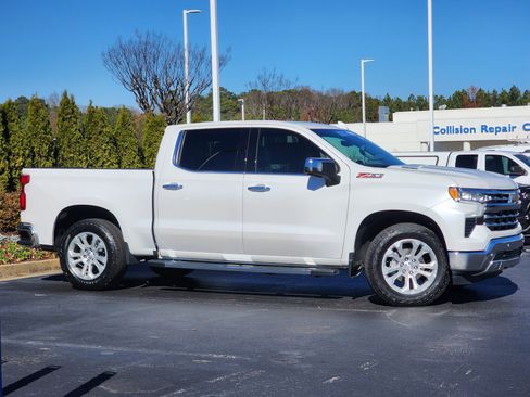 Used 2024 Chevrolet Silverado 1500 LTZ w/ Technology Package image 3