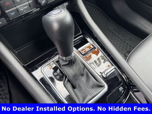 Used 2025 Jeep Compass Latitude w/ Convenience Group AWD/4WD image 19