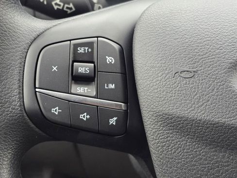 Used 2024 Ford E-Transit 148 High Roof image 12