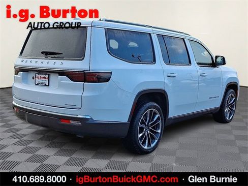 Used 2022 Jeep Wagoneer Series III w/ Premium Group I image 6