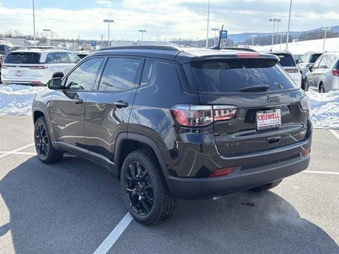 New 2026 Jeep Compass Latitude image 5