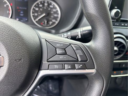 Used 2021 Nissan Sentra S FWD image 23