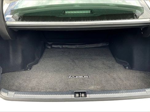 Used 2024 Lexus IS 300 w/ Premium Package RWD image 36