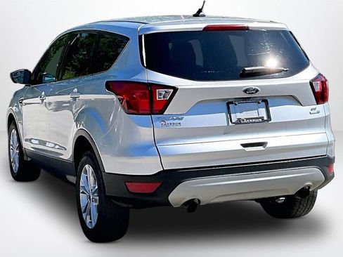 Used 2019 Ford Escape SE AWD/4WD image 4