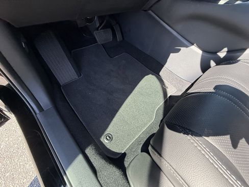 New 2026 Honda HR-V EX-L image 16