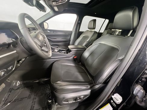 Used 2023 Jeep Grand Cherokee L Laredo AWD/4WD image 20