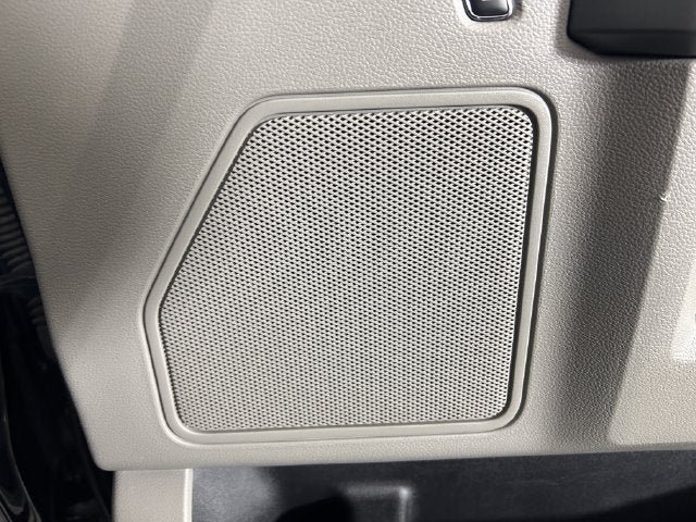 Used 2018 Ford F150 XLT w/ Equipment Group 302A Luxury AWD/4WD image 28
