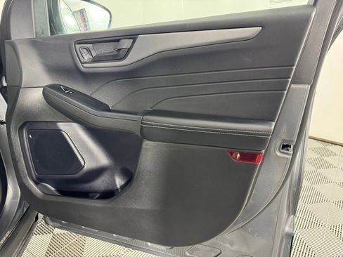 Used 2024 Ford Escape Active FWD image 33