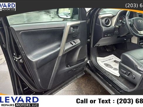 Used 2015 Toyota RAV4 Limited AWD/4WD image 26