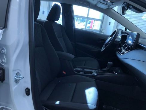 Used 2025 Toyota Corolla LE image 22