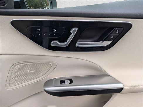 Certified 2025 Mercedes-Benz C 300 Sedan image 20