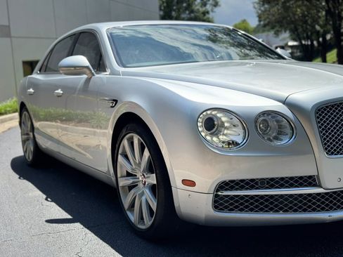 Used 2014 Bentley Flying Spur W12 AWD/4WD image 10