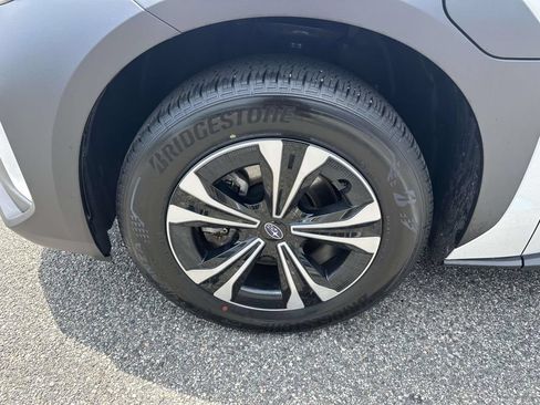 Certified 2025 Subaru Solterra AWD/4WD image 6