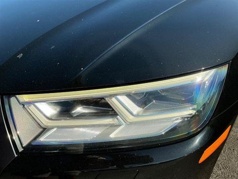 Used 2019 Audi SQ5 Prestige w/ Prestige Package AWD/4WD image 12