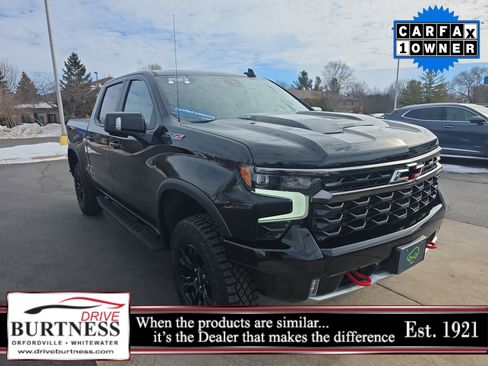 Used 2023 Chevrolet Silverado 1500 ZR2 w/ Technology Package image 19