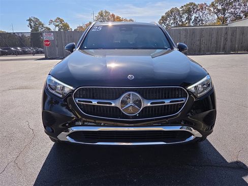 Certified 2025 Mercedes-Benz GLC 300 GLC 300 image 8