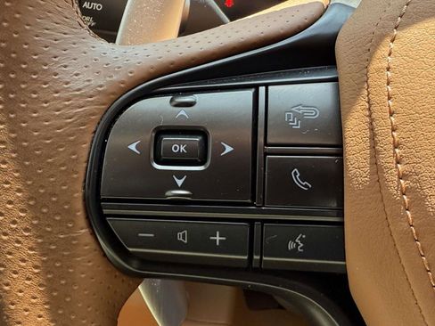 Used 2022 Lexus LC 500 Convertible w/ Touring Package RWD image 22