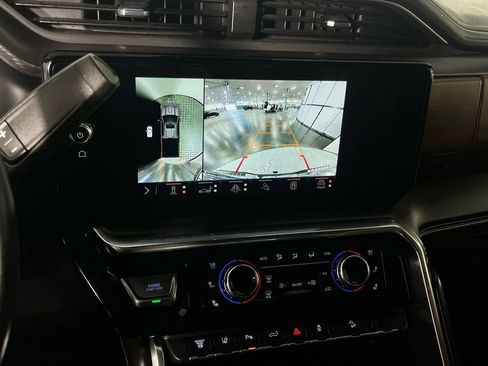 Used 2024 GMC Sierra 2500 Denali Ultimate image 17