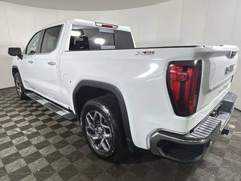 Used 2026 GMC Sierra 1500 SLT w/ SLT Premium Plus Package AWD/4WD image 4