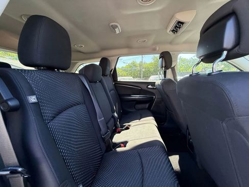 Used 2016 Dodge Journey SXT image 41
