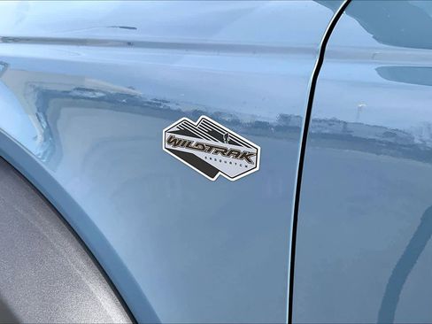 Used 2022 Ford Bronco Wildtrak image 31