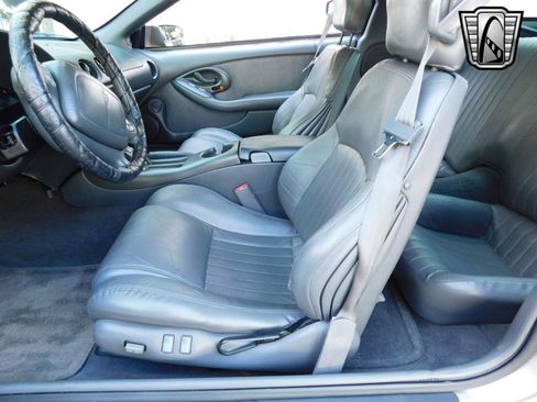 Used 1999 Pontiac Firebird Formula w/ Security Pkg image 12