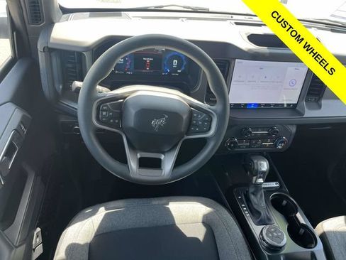 New 2025 Ford Bronco 4-Door AWD/4WD image 12
