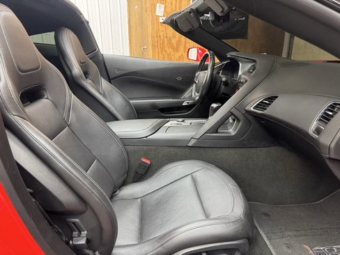 Used 2018 Chevrolet Corvette Grand Sport w/ Grand Sport Heritage Package image 28