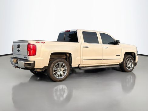 Used 2018 Chevrolet Silverado 1500 High Country AWD/4WD image 2