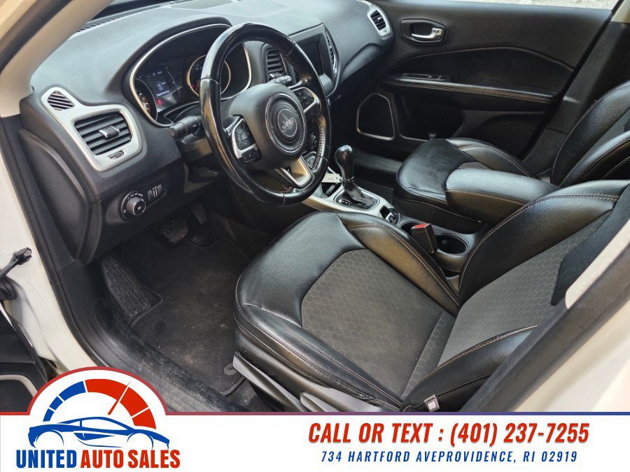 Used 2020 Jeep Compass Latitude AWD/4WD image 9