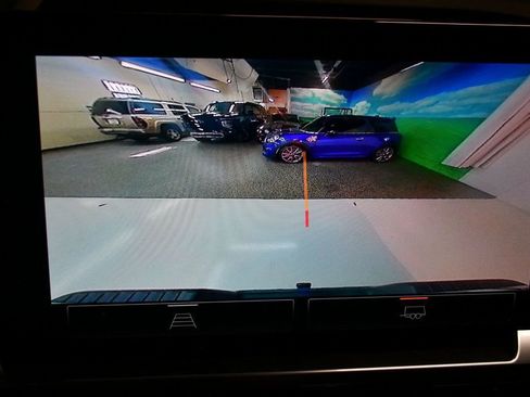 Used 2022 GMC Sierra 1500 Elevation image 72