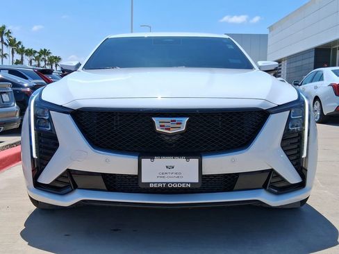 Used 2025 Cadillac CT5 Sport RWD image 2