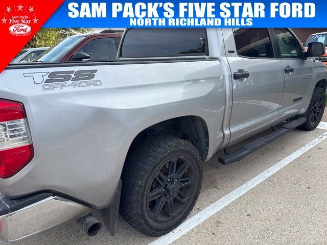 Used 2018 Toyota Tundra SR5 w/ SR5 Upgrade Package RWD image 3