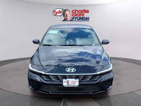 New 2026 Hyundai Elantra Sport FWD image 8