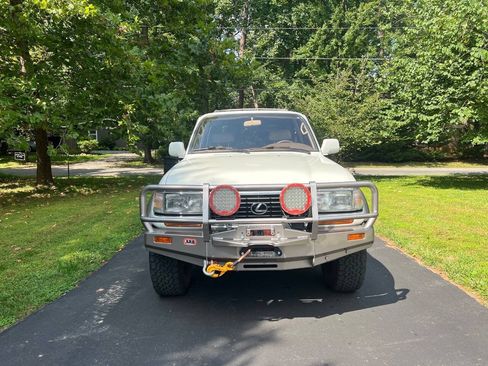 Used 1997 Lexus LX 450 4WD image 3