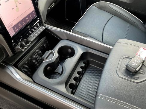 New 2025 RAM 3500 Laramie w/ Towing Technology Group image 8