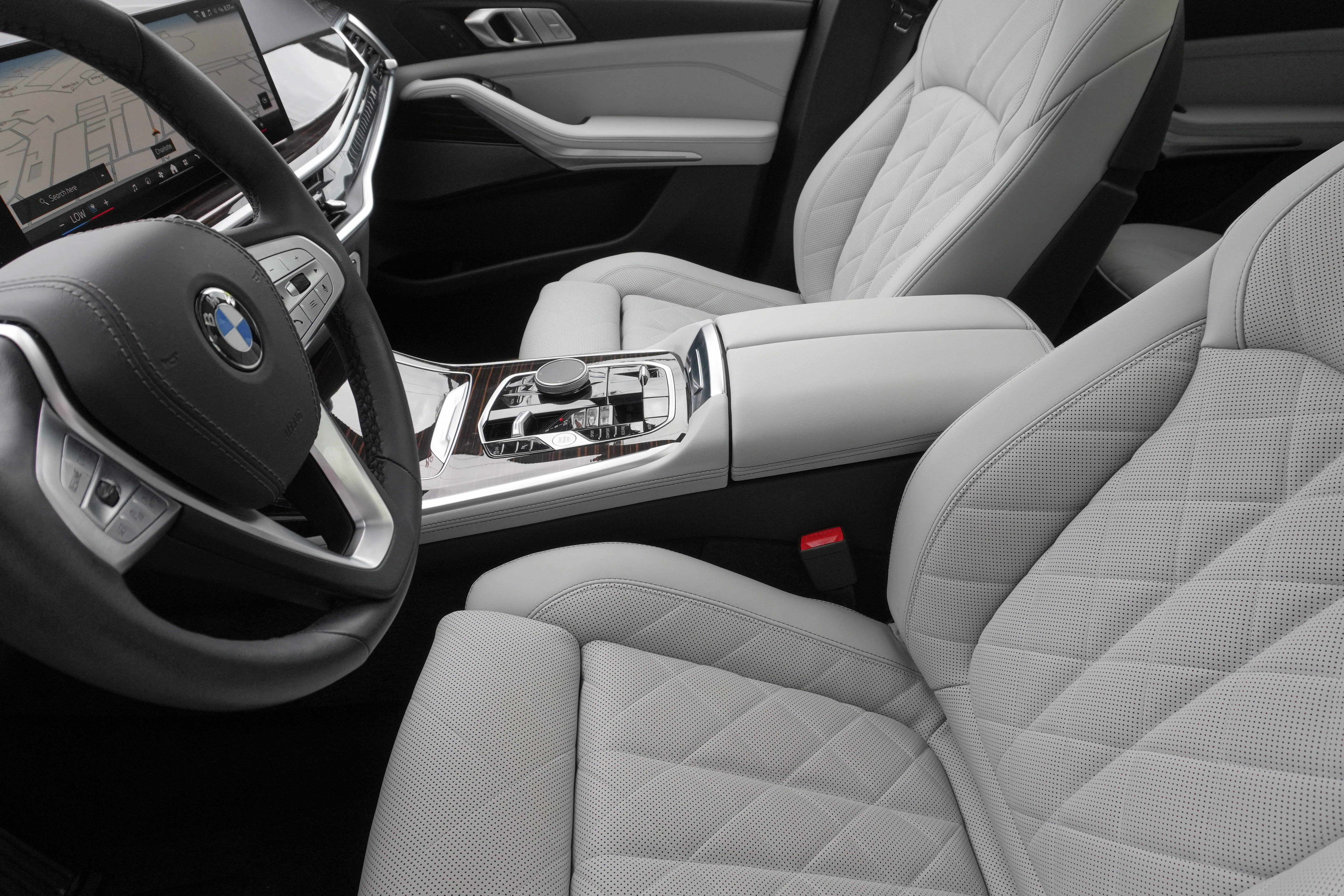 Certified 2026 BMW X7 xDrive40i AWD/4WD image 12