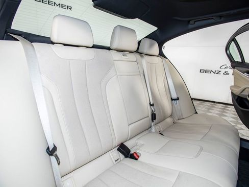 Used 2023 BMW 530e w/ Premium Package image 16